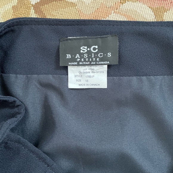 Stylish, navy blue maxi wrap skirt, size 16 petite by S. C. basics - Picture 2 of 10